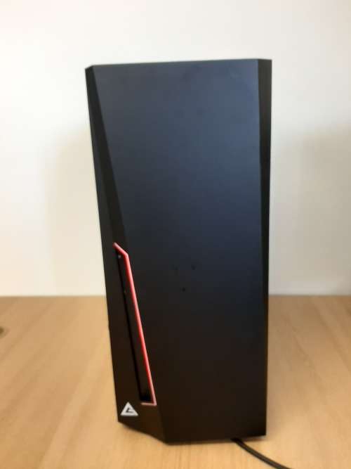 GAMING PC - I5 8600k / ASUS STRIX MB / 16GB  RAM / GTX 1060 6G / 512GB SSD / 500GB HDD / WIN 10